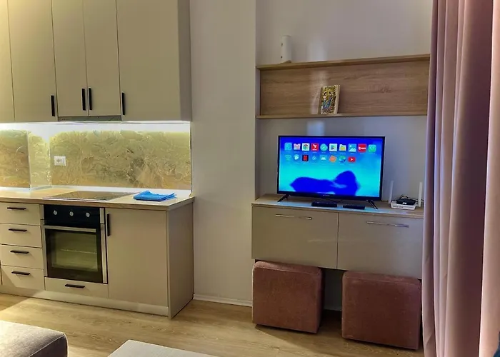 Bazaar Center 地拉那